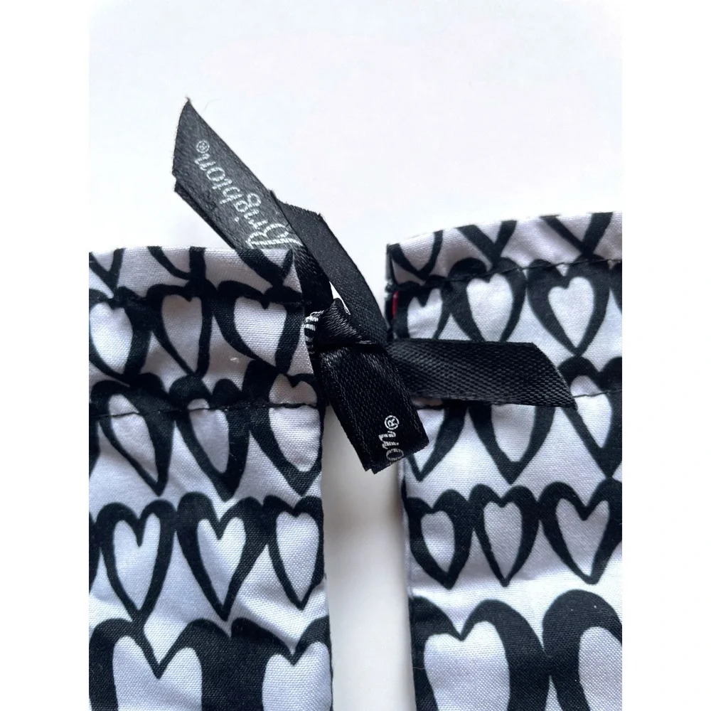 Brighton Jewelry poches black and white hearts graphic set of 3 Like New